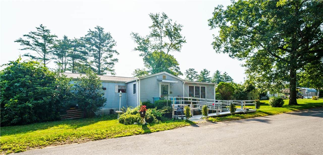 https://bt-photos.global.ssl.fastly.net/rhodeisland/1280_boomver_3_1415258-2.jpg