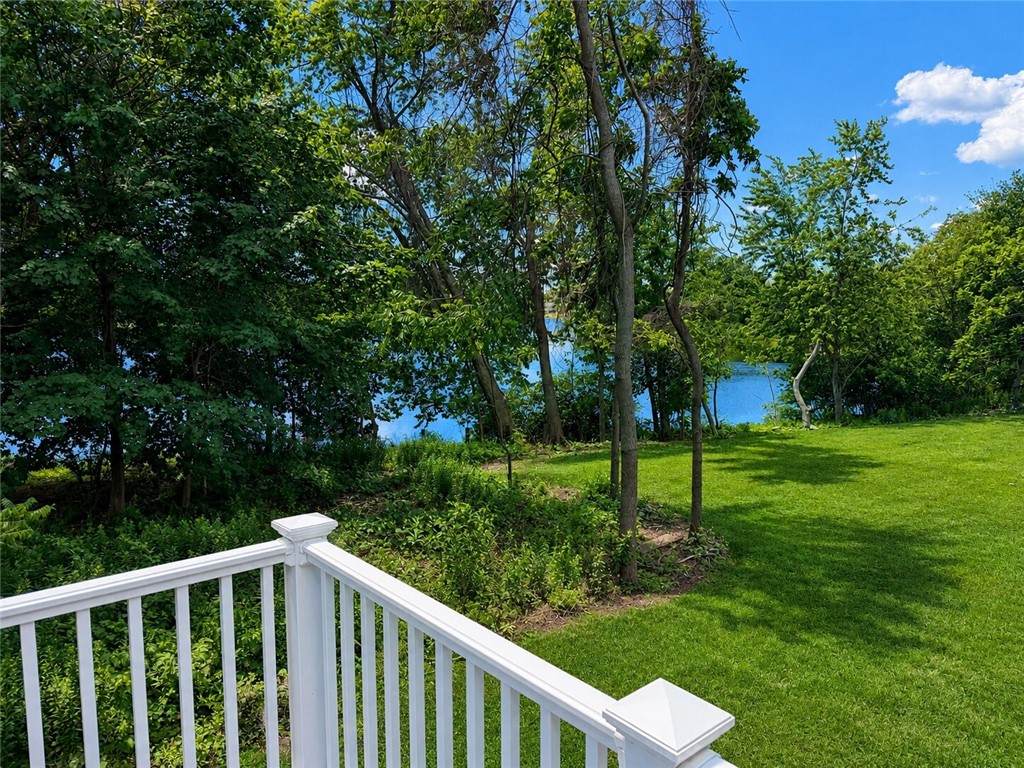 https://bt-photos.global.ssl.fastly.net/rhodeisland/orig_boomver_2_1417119-2.jpg