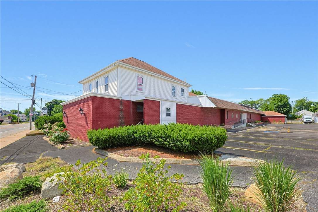 955 West Shore Road - Photo 1