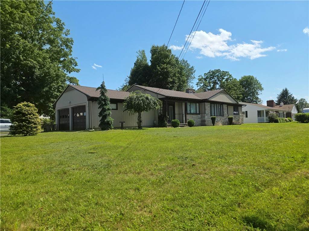 218 Oaklawn Avenue - Photo 1