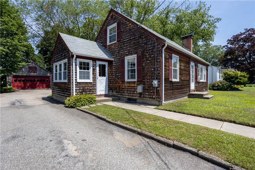 73 Lindy Avenue - Photo 1