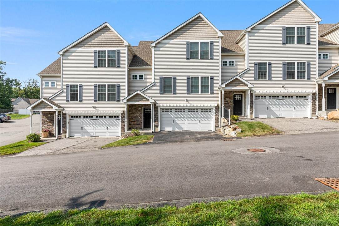 102 Hunting Hill Drive - Photo 1