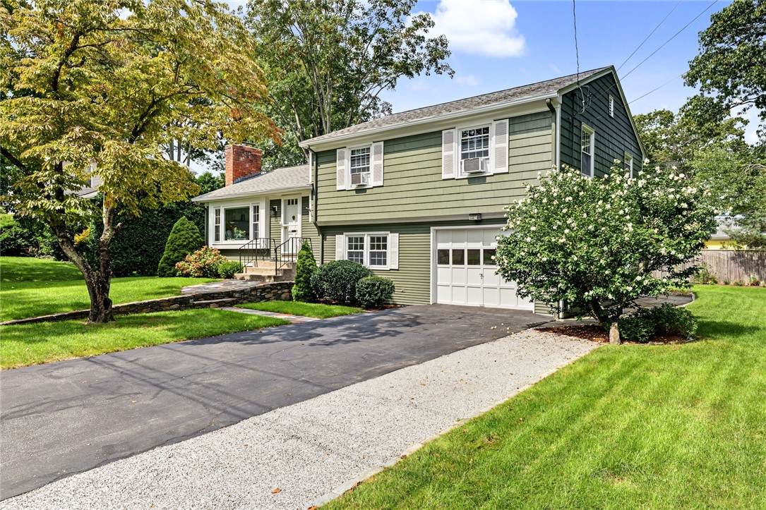 10 Cherry Lane - Photo 1