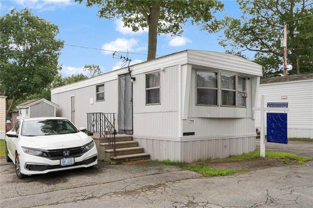 719 Forest Park - Photo 1