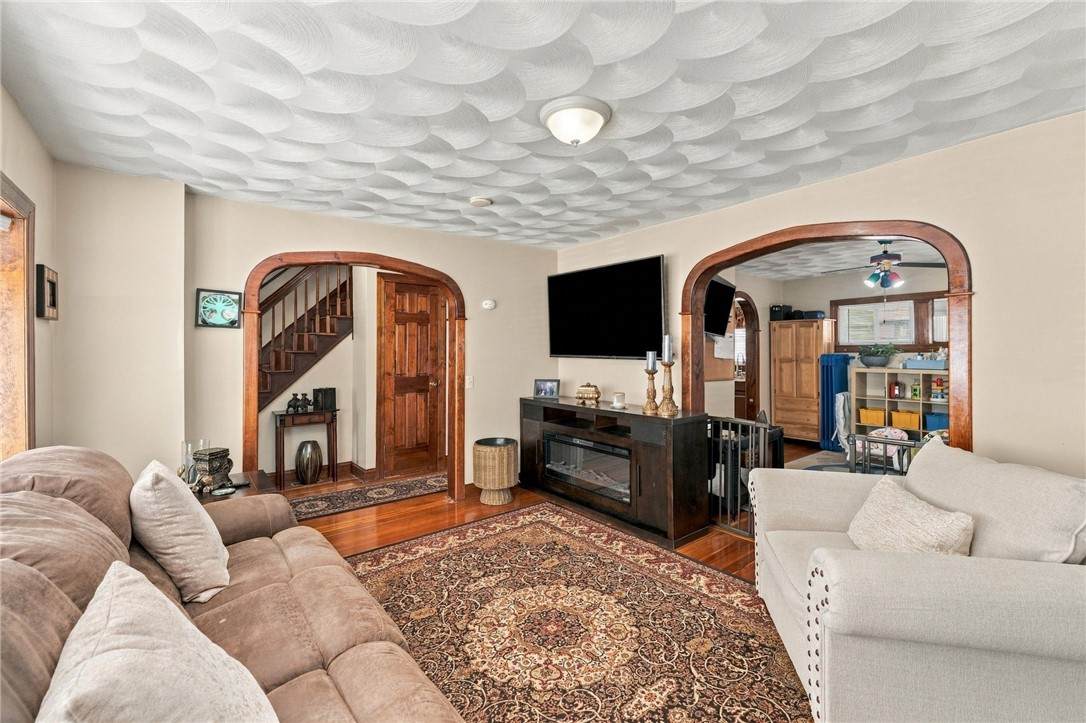 37 Homer Street - Photo 1