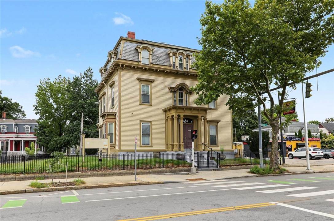 550 Broad Street - Photo 1