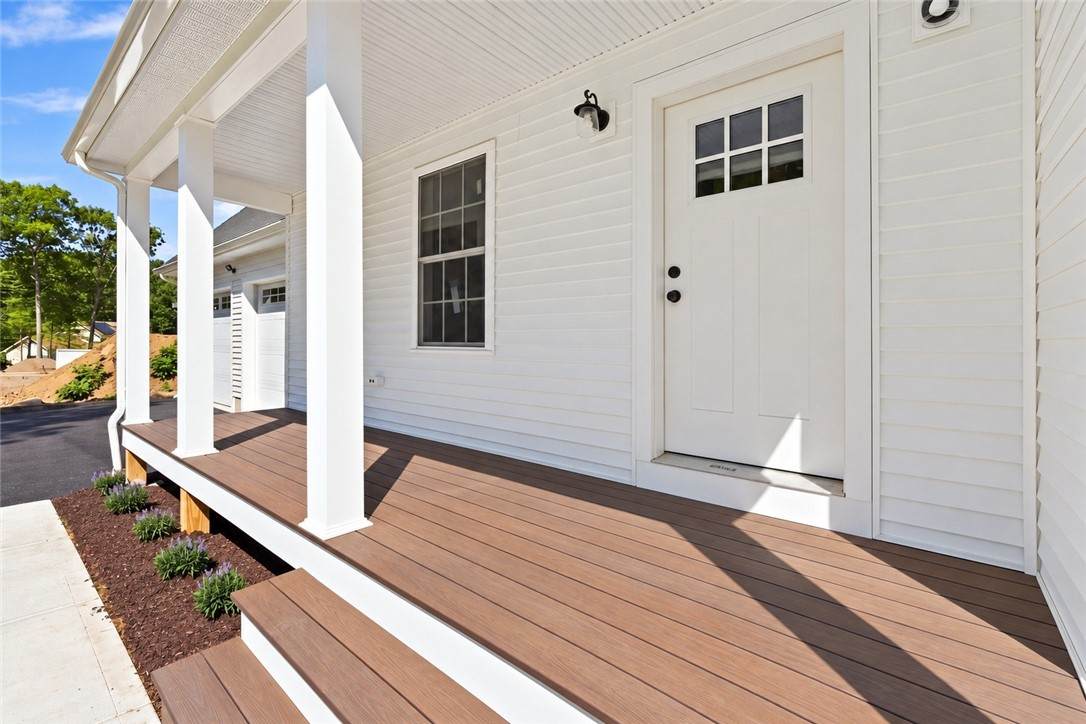 https://bt-photos.global.ssl.fastly.net/rhodeisland/orig_boomver_1_1423445-2.jpg