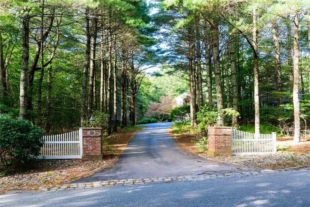 https://bt-photos.global.ssl.fastly.net/rhodeisland/orig_boomver_2_1423702-2.jpg