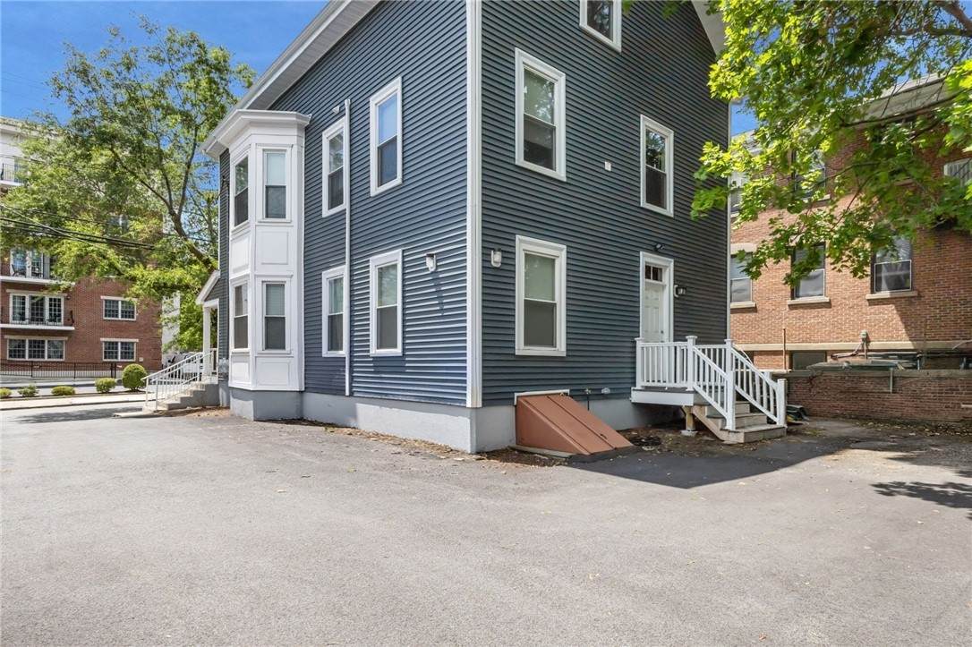 https://bt-photos.global.ssl.fastly.net/rhodeisland/orig_boomver_2_1424664-2.jpg