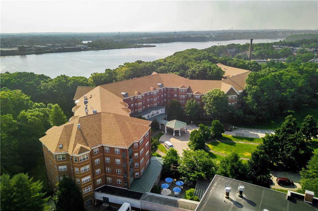 355 Blackstone Boulevard - Photo 1