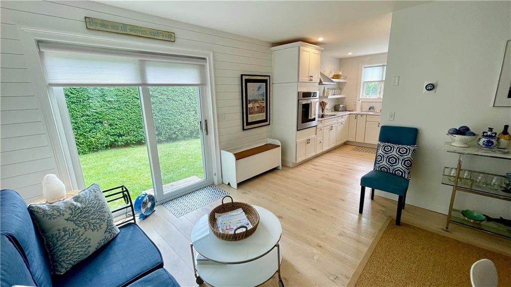 152 Tuckerman Avenue - Photo 1