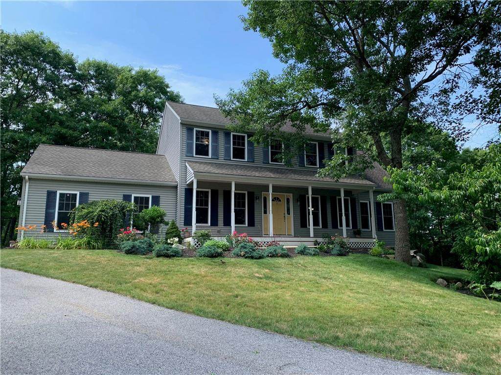 138 Darlene Drive - Photo 1