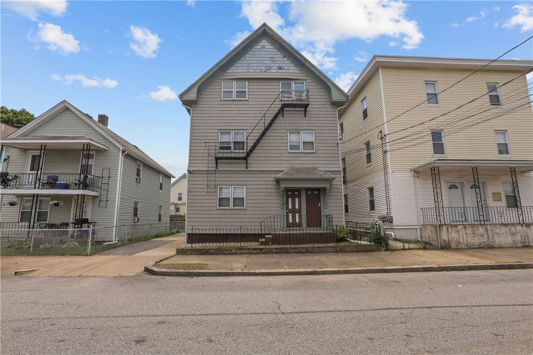 76 Magill Street - Photo 1