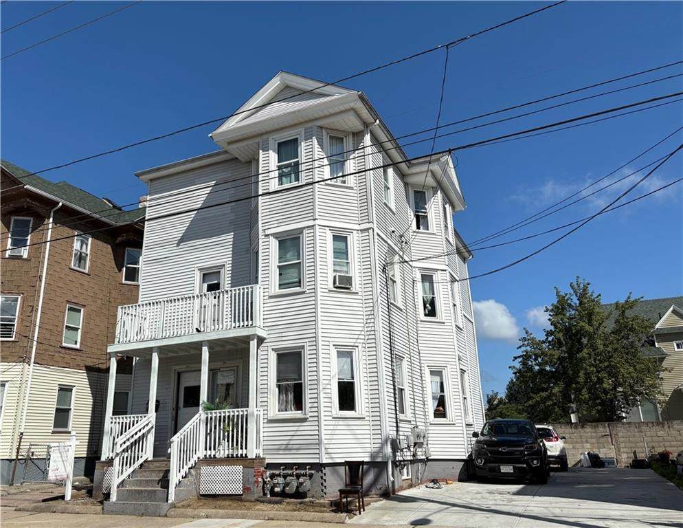 271 Union Avenue - Photo 1