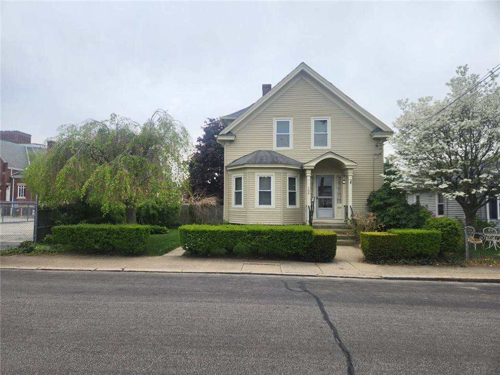 164 Morris Avenue - Photo 1