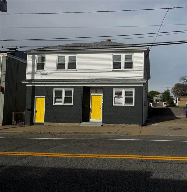 1111 Charles Street - Photo 1
