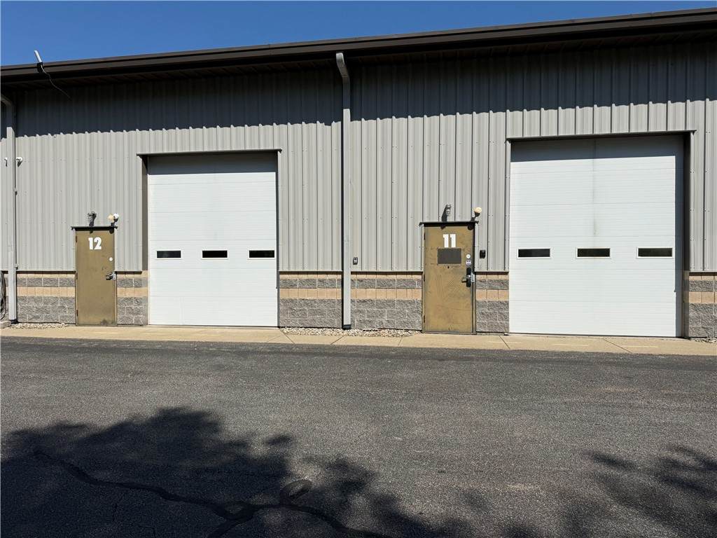 47 Cedar Swamp Road - Photo 1