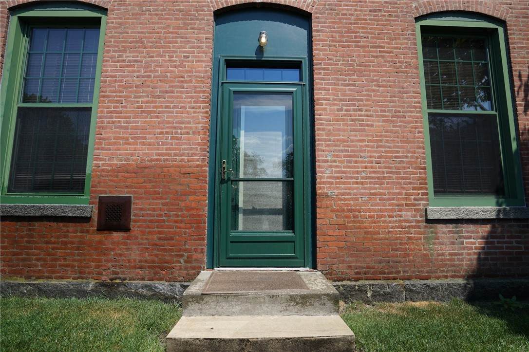 https://bt-photos.global.ssl.fastly.net/rhodeisland/orig_boomver_3_1416840-2.jpg