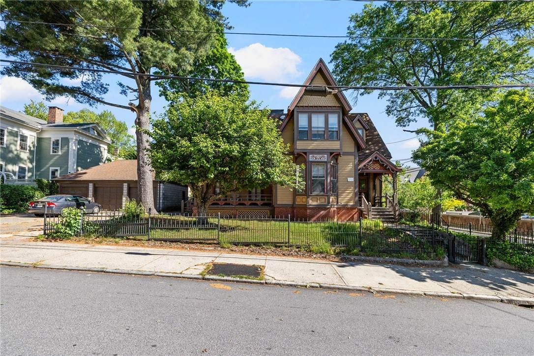 118 Williams Street - Photo 1