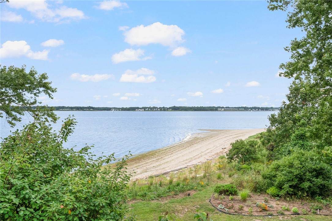 https://bt-photos.global.ssl.fastly.net/rhodeisland/orig_boomver_2_1422200-2.jpg