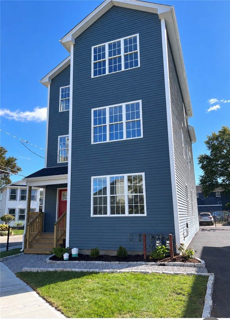 https://bt-photos.global.ssl.fastly.net/rhodeisland/orig_boomver_3_1423916-2.jpg