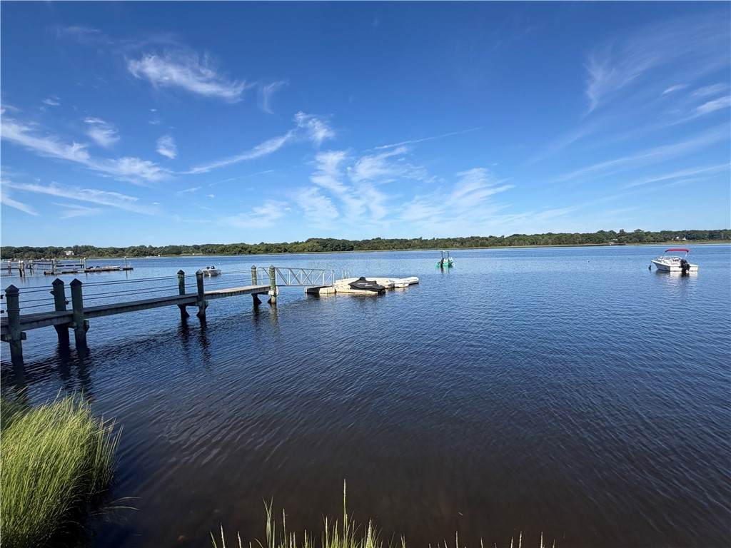 https://bt-photos.global.ssl.fastly.net/rhodeisland/orig_boomver_4_1410968-2.jpg