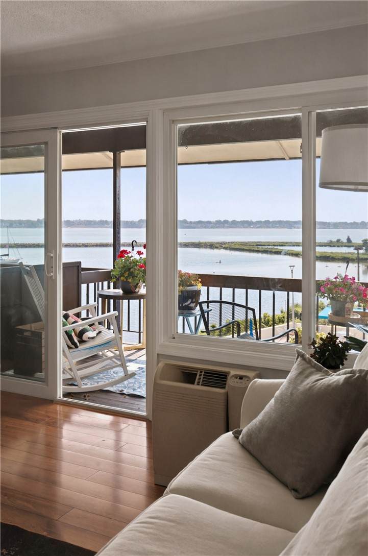 400 Narragansett Parkway - Photo 1