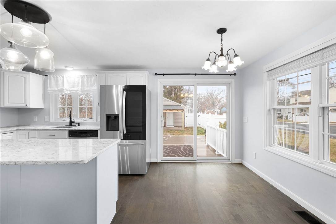 143 Morse Avenue - Photo 1