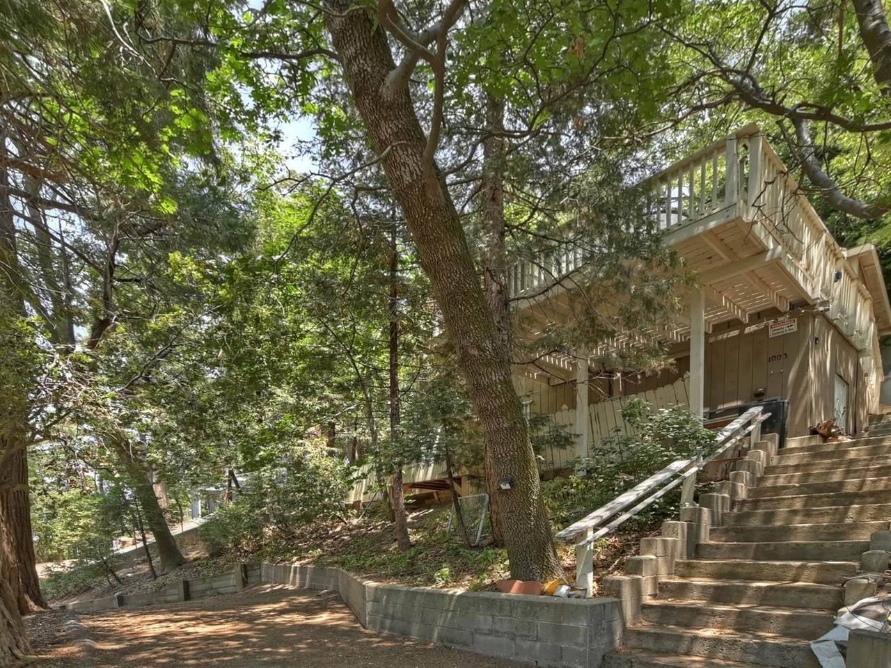 1003 Toll House - Photo 1