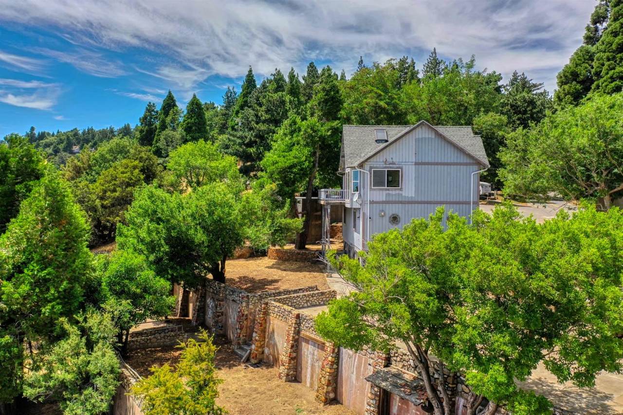 22941 Valley View Drive - Photo 1
