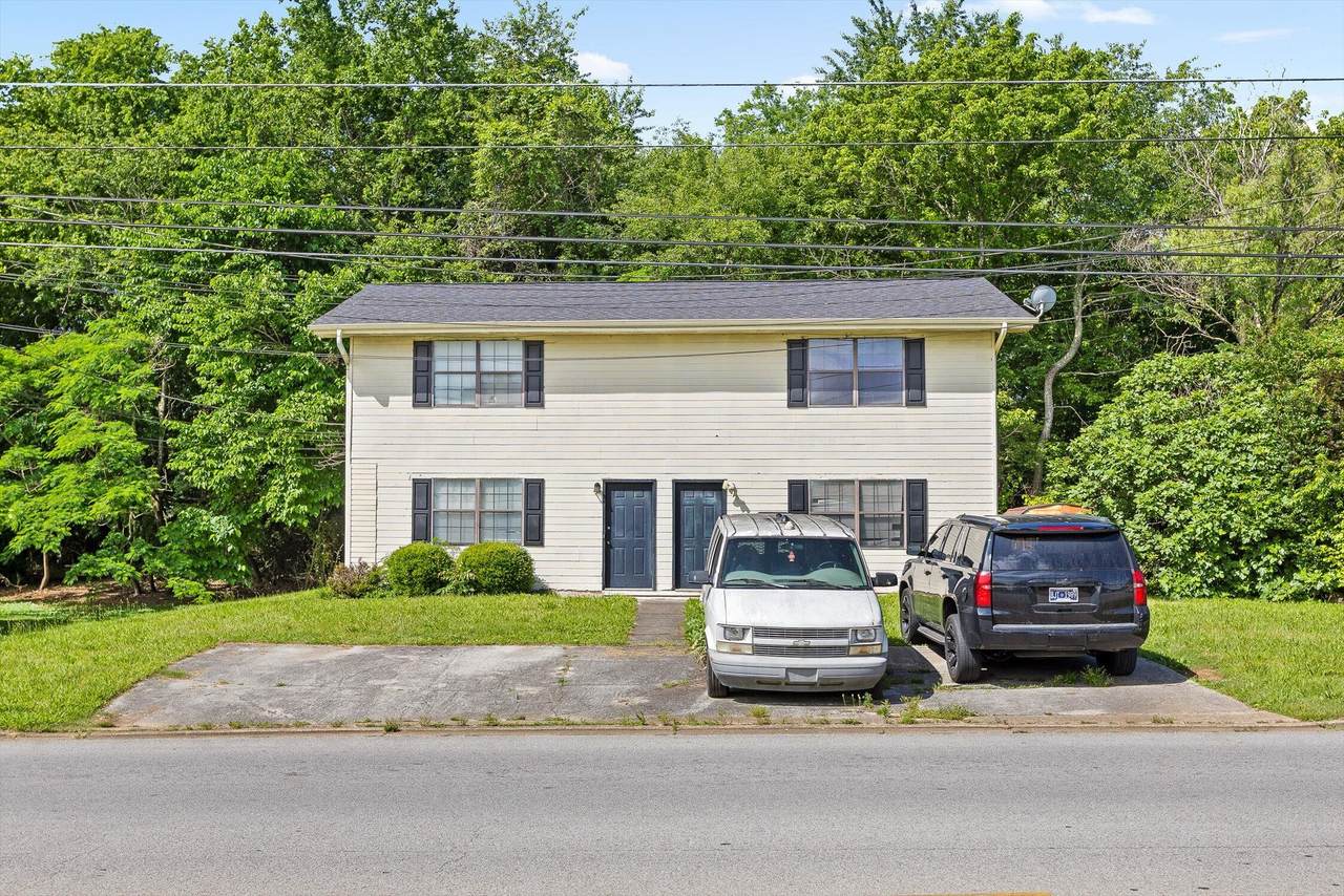 1640 Thrasher Pike - Photo 1