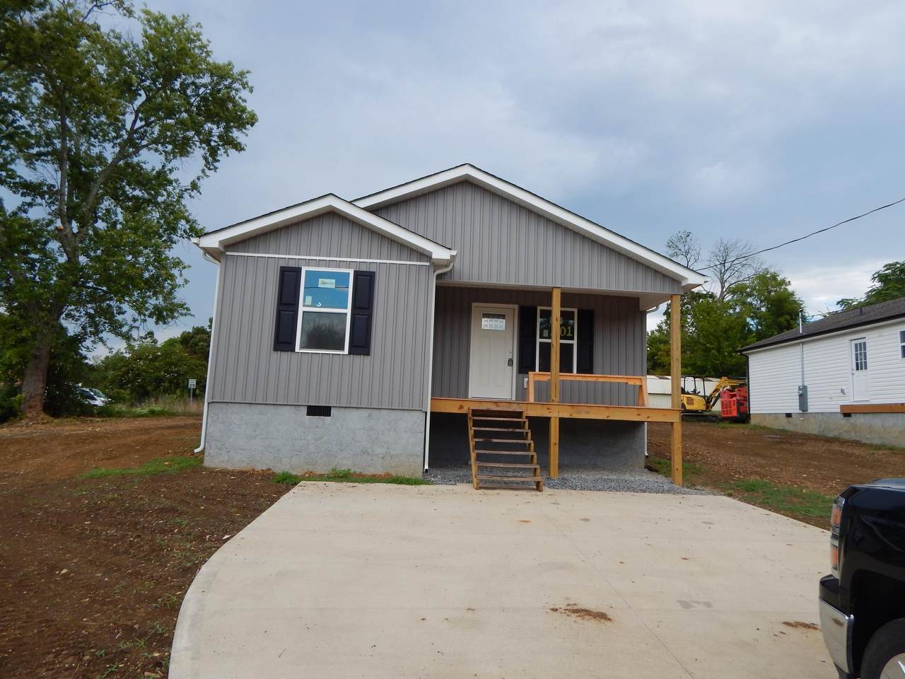 201 Kelsey Street - Photo 1