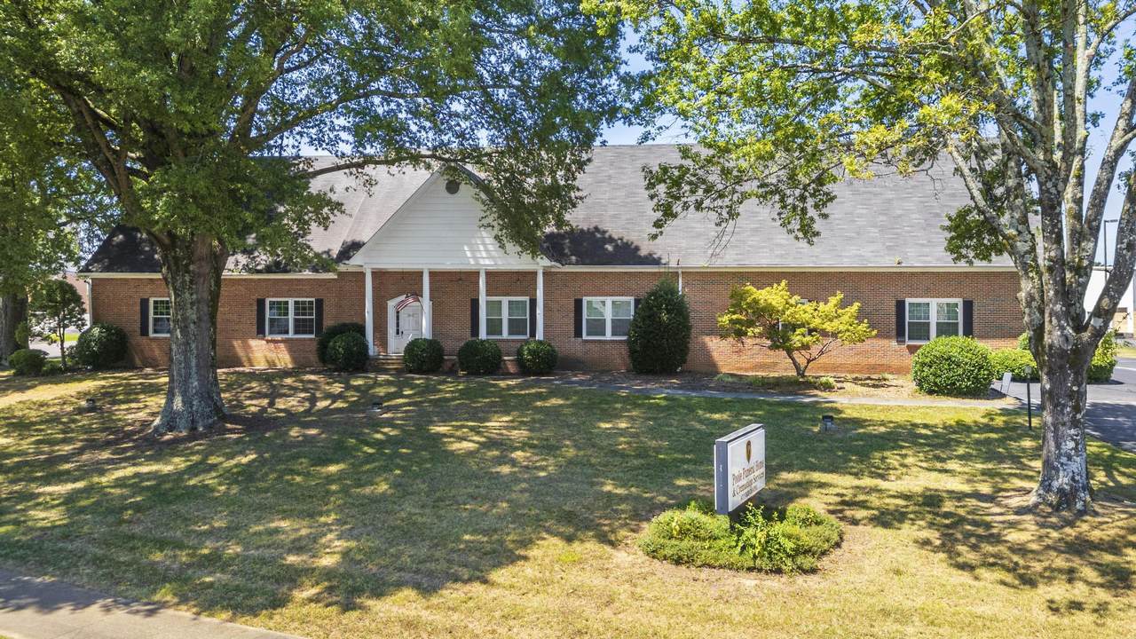 2415 Ocoee Street - Photo 1