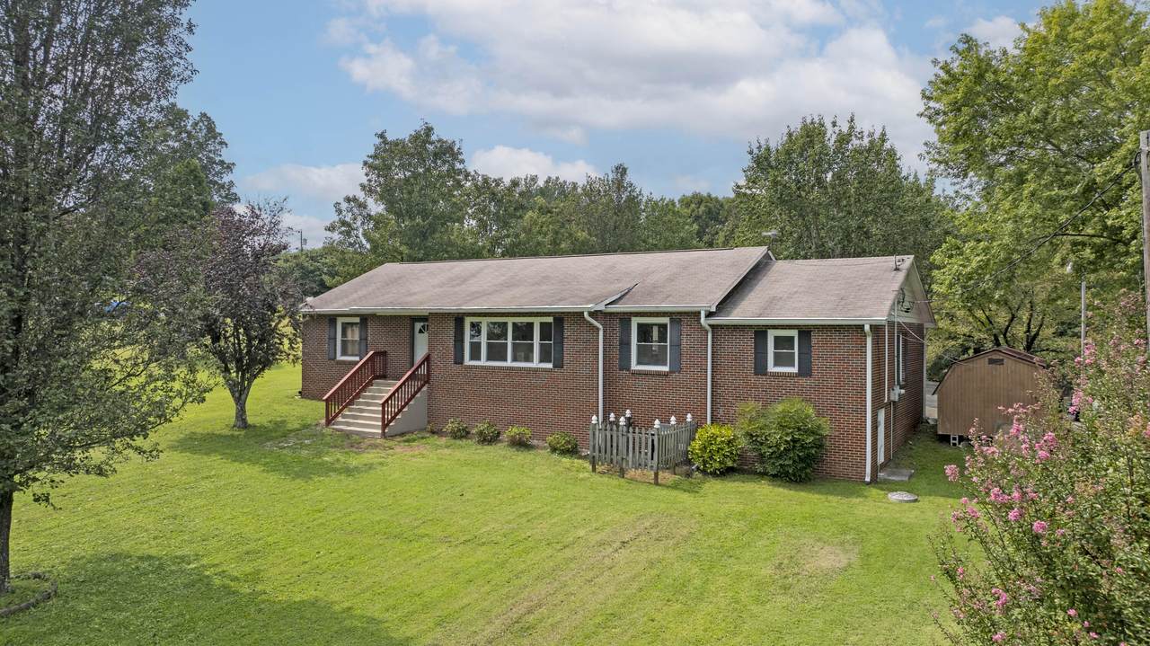 161 Hillcrest Drive - Photo 1