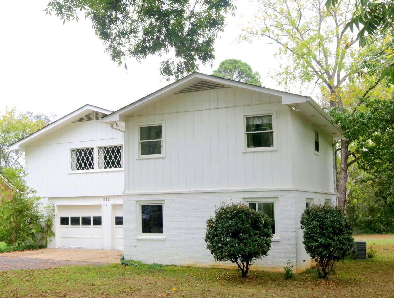912 Fairmont Avenue - Photo 1