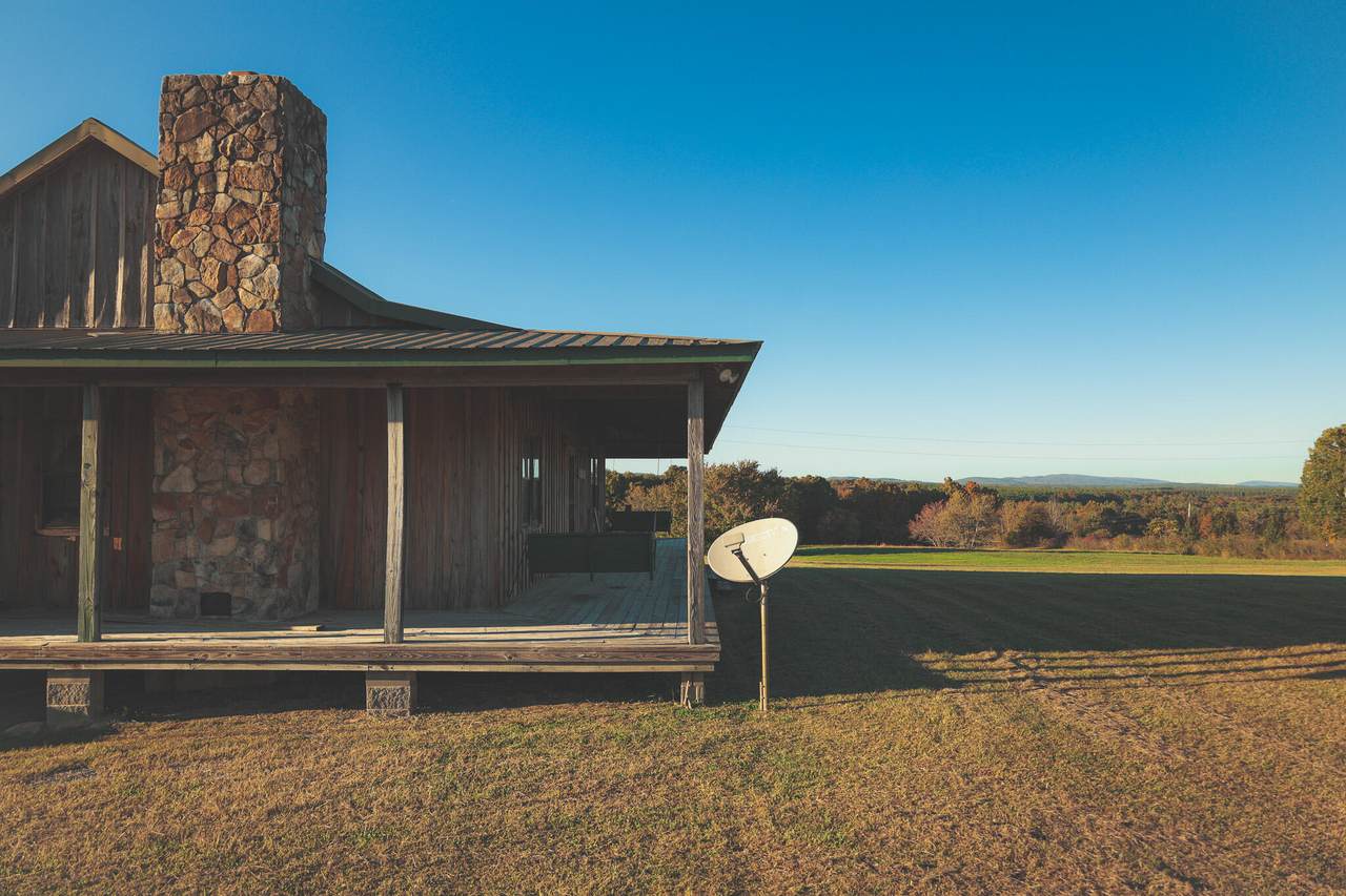 1047 Nelson Harris Road - Photo 1