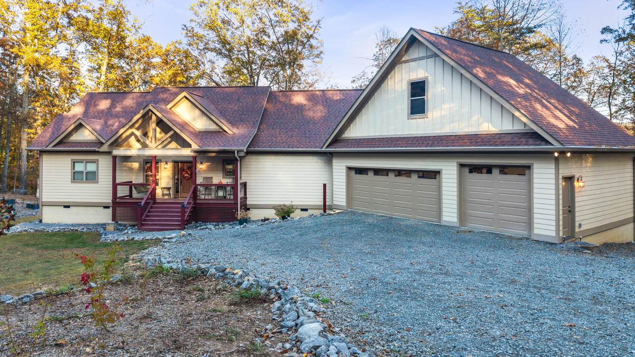 435 Hildabrand Road - Photo 1