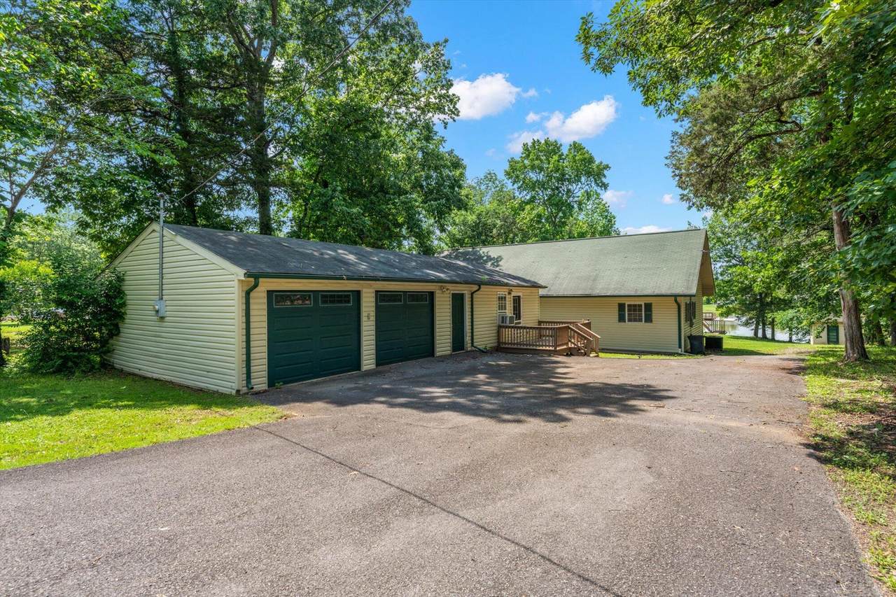 152 Hiwassee Drive - Photo 1