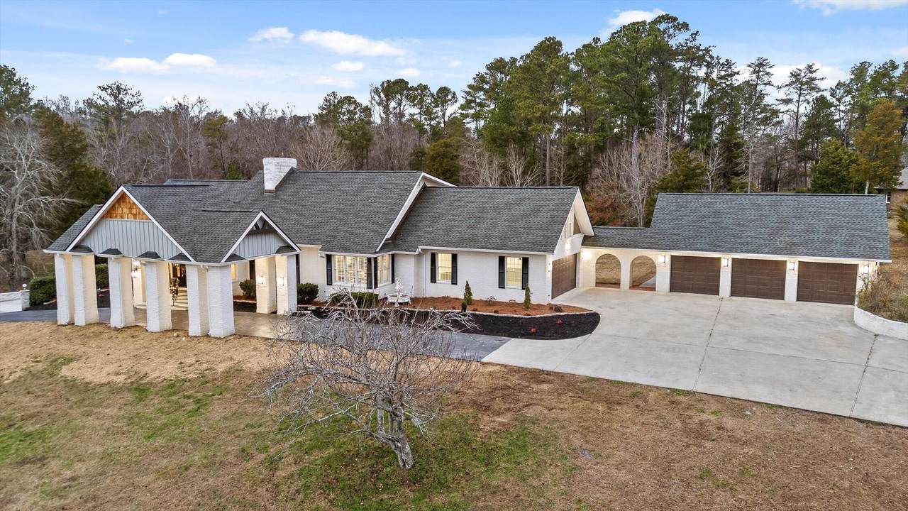 3176 Chestnut Circle - Photo 1