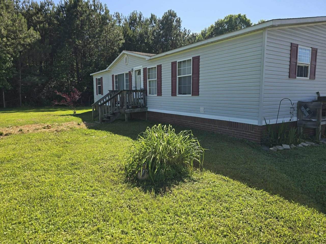 600 Armstrong Road - Photo 1