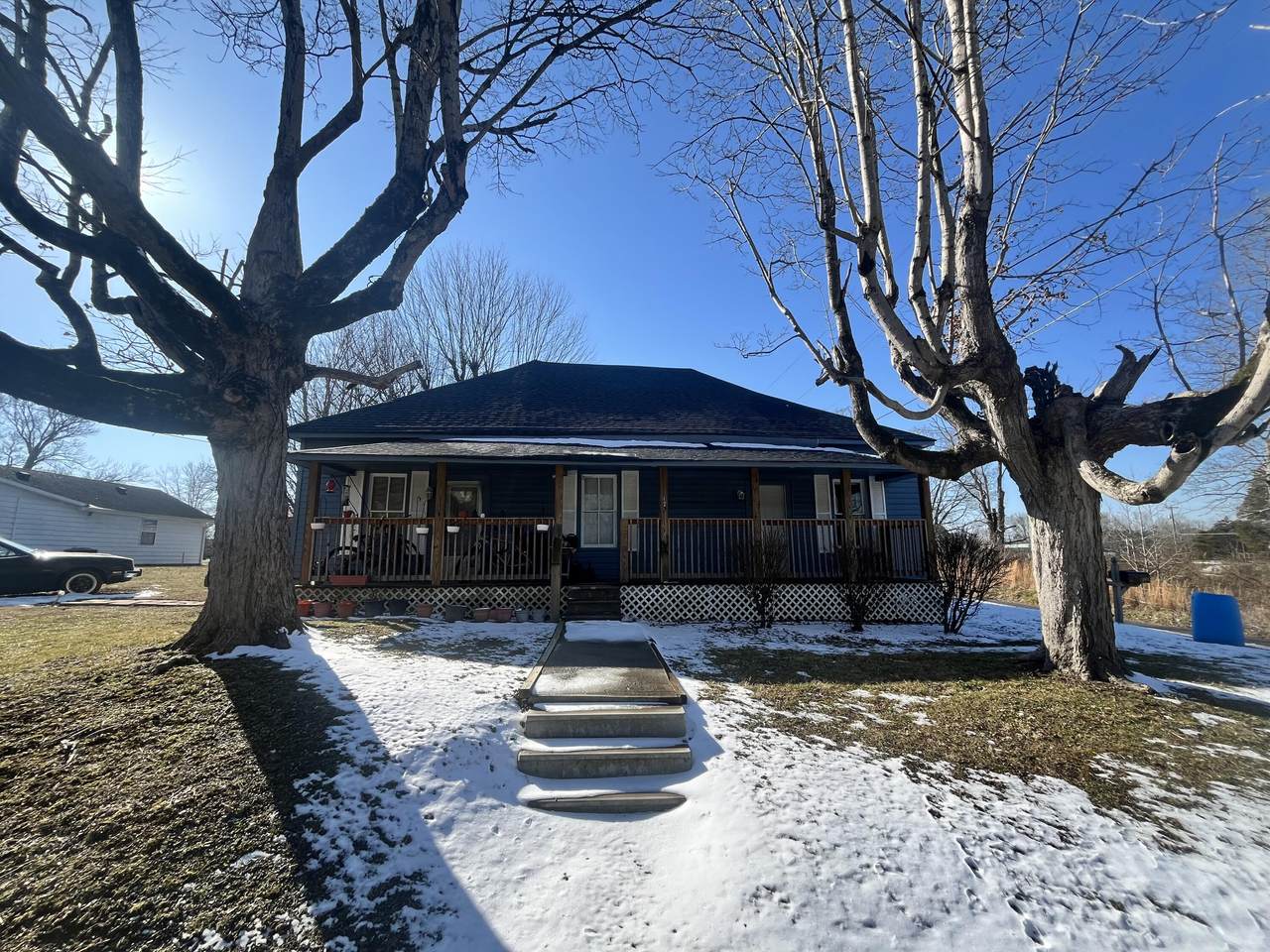 17 Sunset Avenue - Photo 1