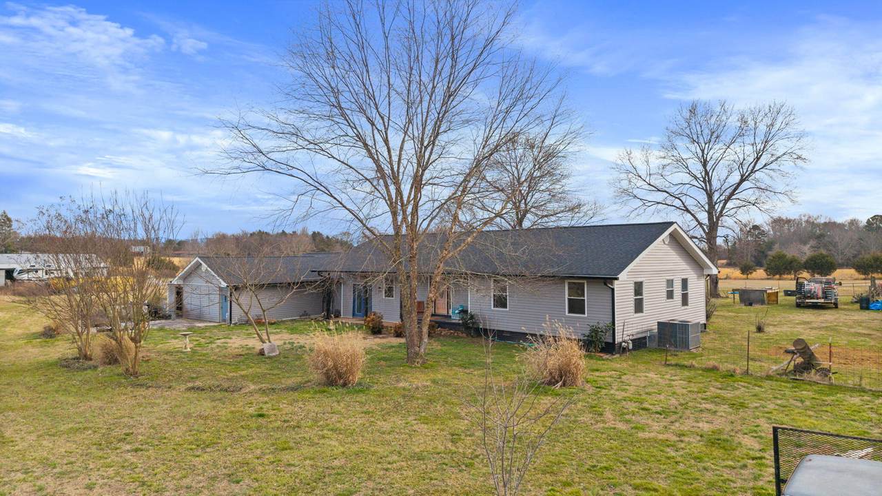 338 County Road 435 - Photo 1