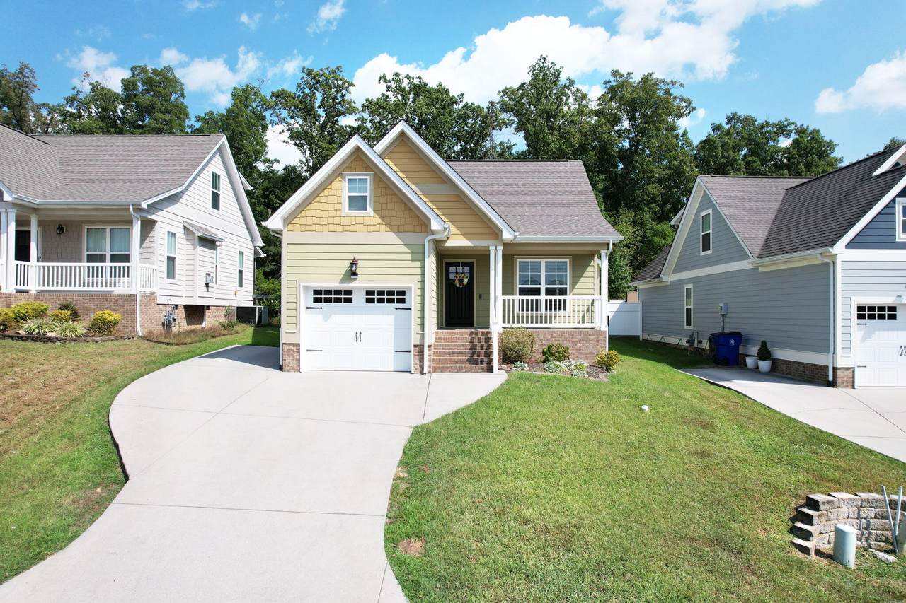 3116 Cottage Grove Circle - Photo 1