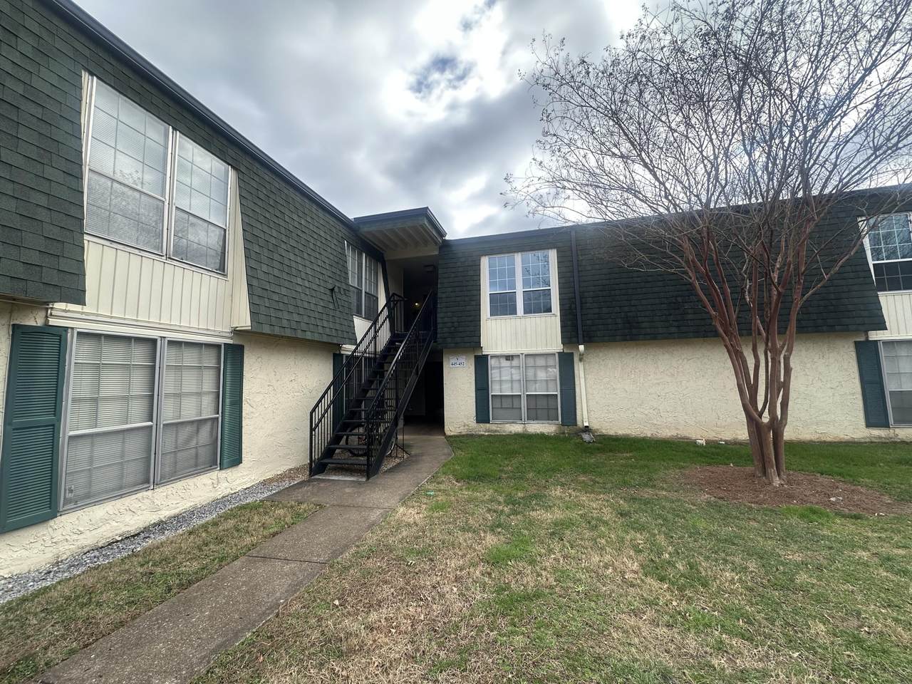 900 Mountain Creek Road - Photo 1