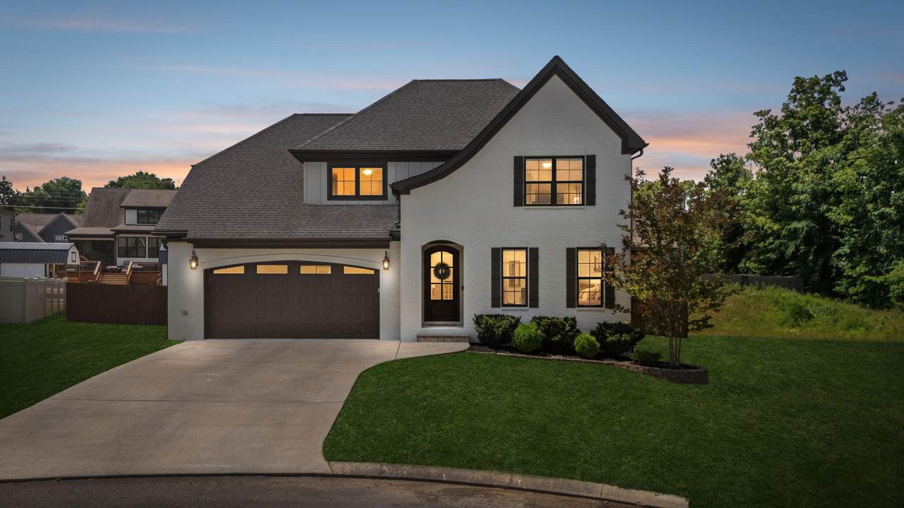 2809 Ashwood Place - Photo 1