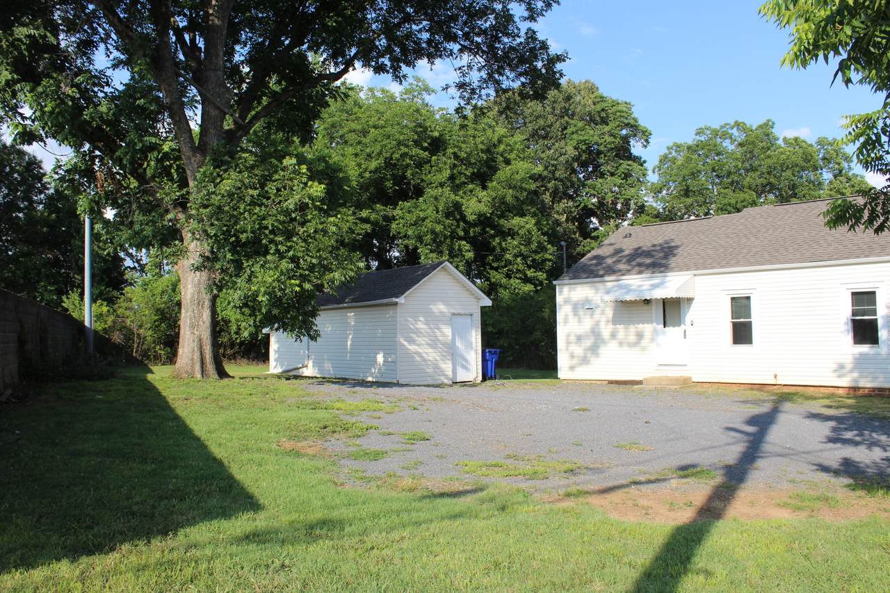 111 Old 25th Street - Photo 1