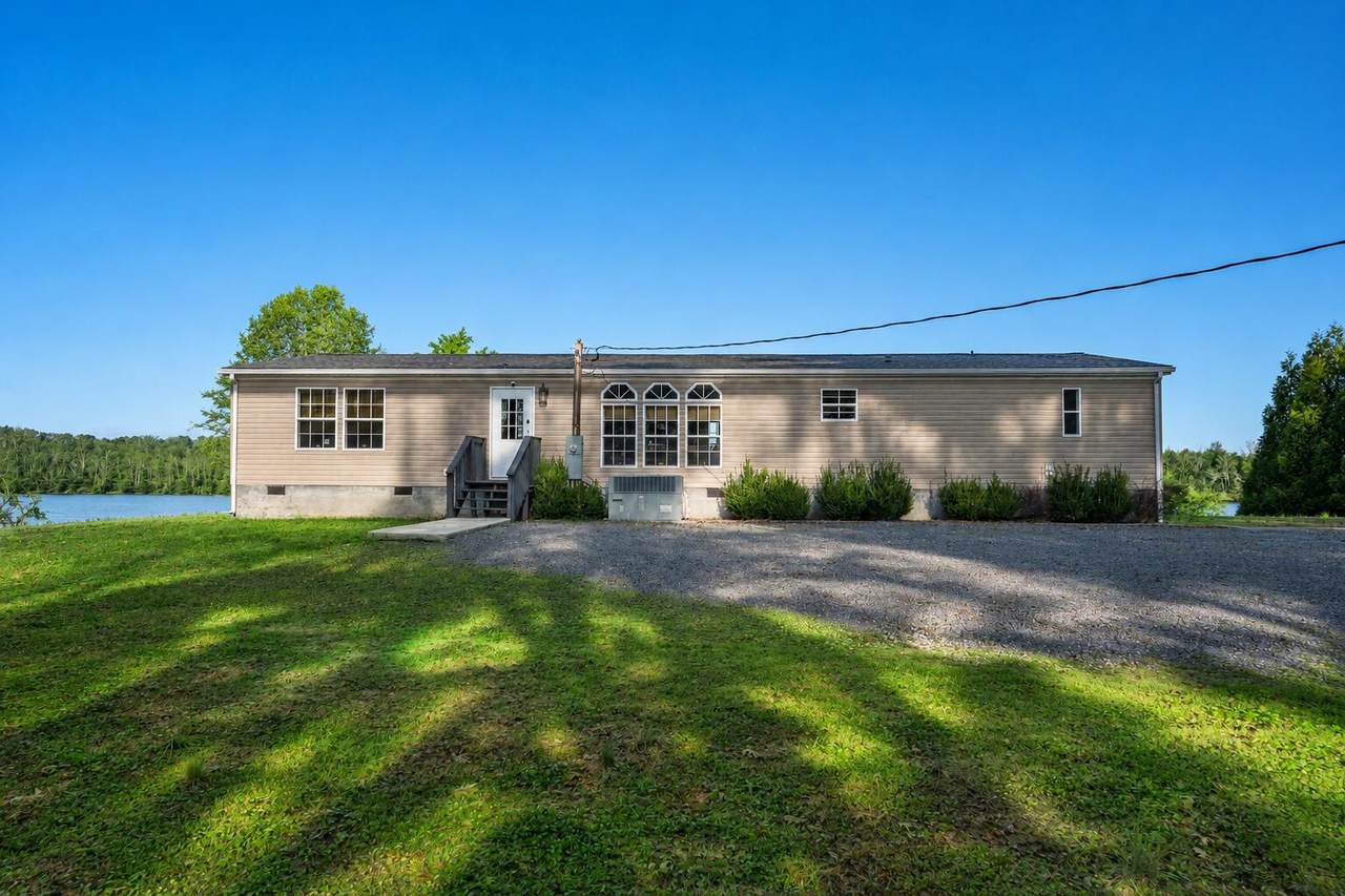 616 Layman Cir - Photo 1