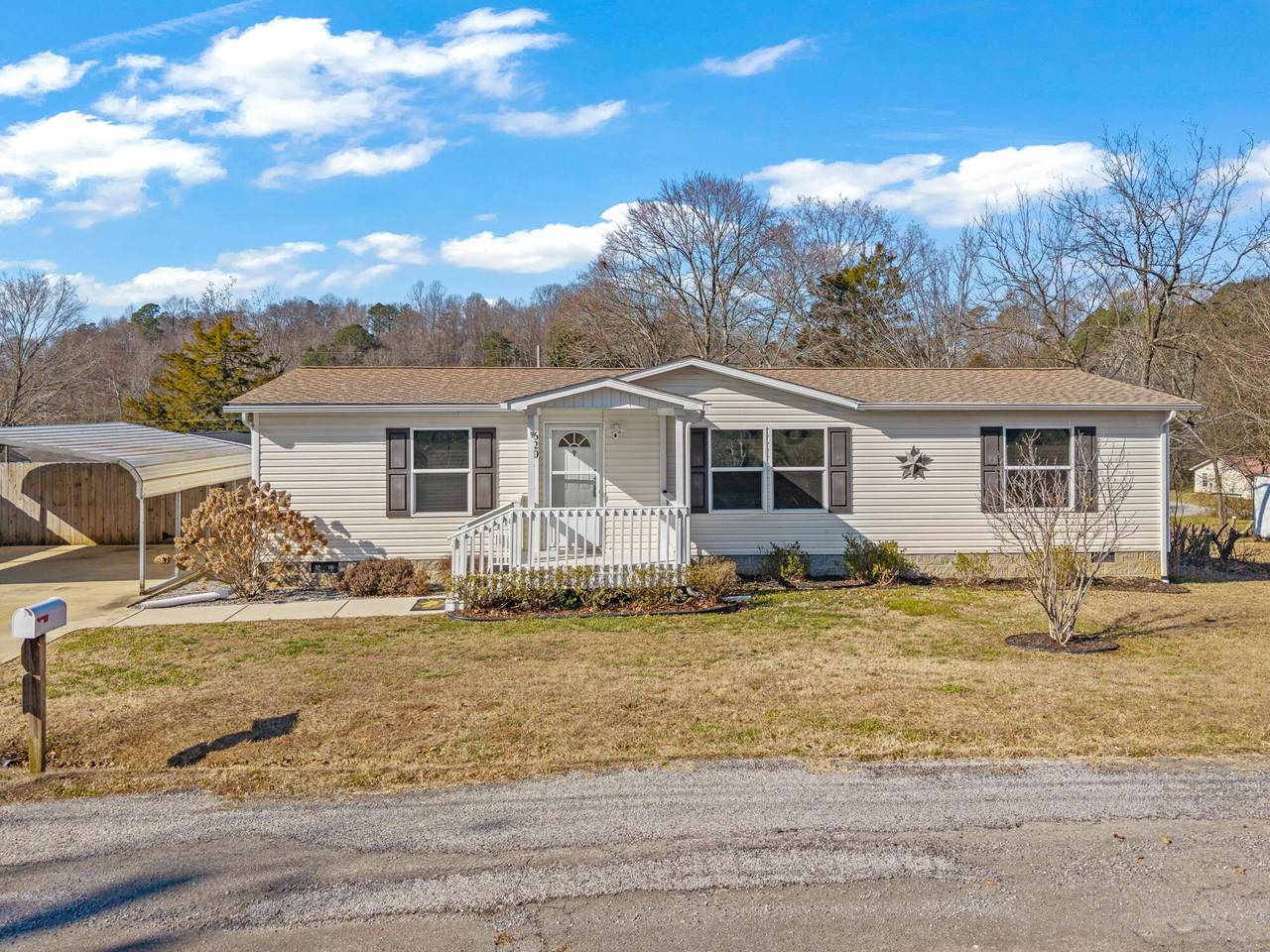 620 Hitchcock Avenue - Photo 1