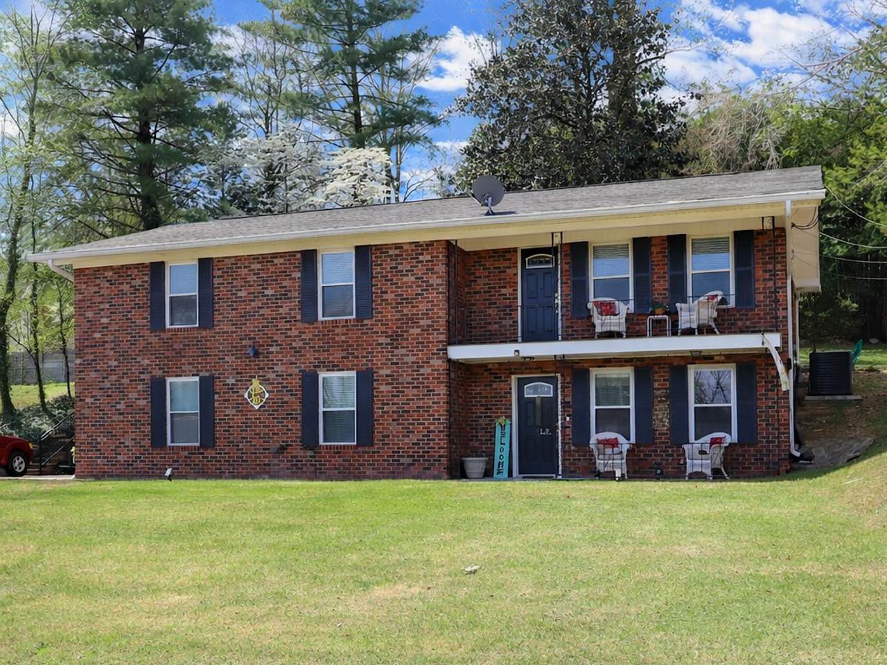 3821 Chilhowee Circle - Photo 1