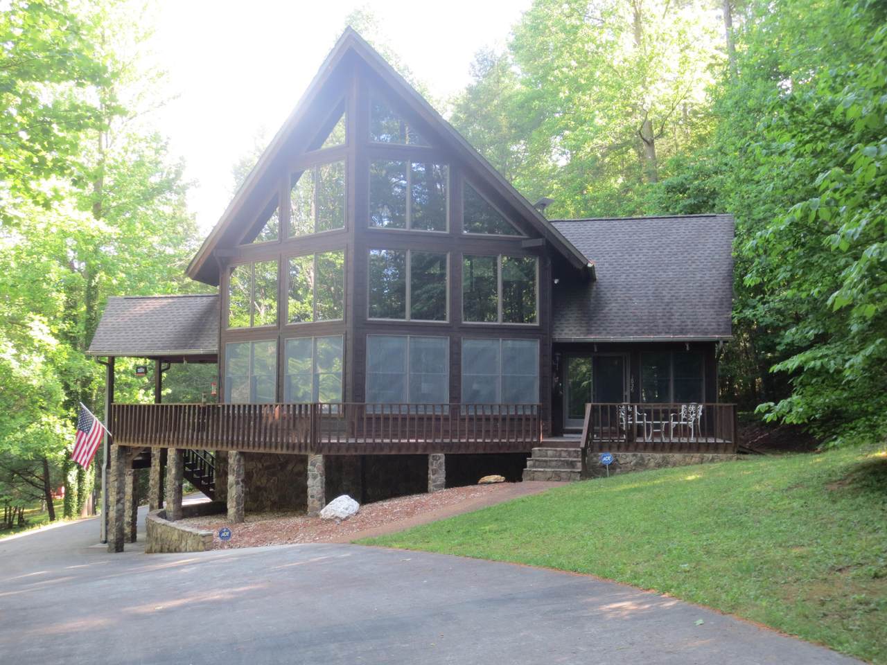 1536 Turkey Creek Road - Photo 1